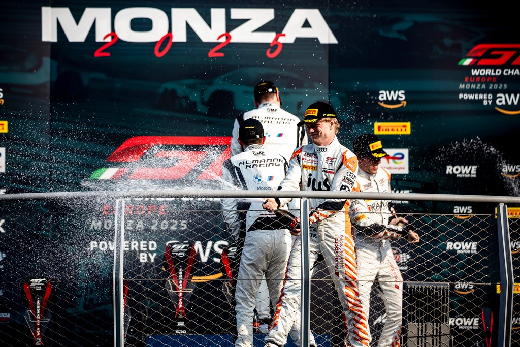 Sebastian Øgaard vil slutte sæsonen på podiet 
(Foto: SRO Motorsports Group)